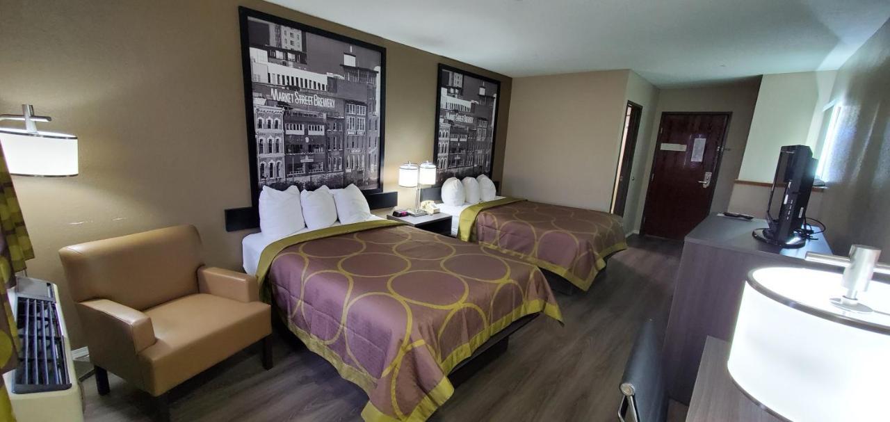 Hotel Super 8 By Wyndham Paris Extérieur photo